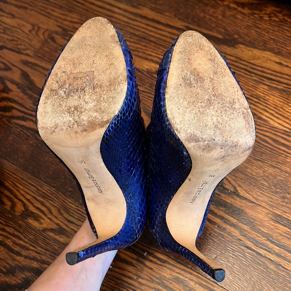💙Alexandre Birman Twilight Blue Python Booties! - Picture 12 of 13